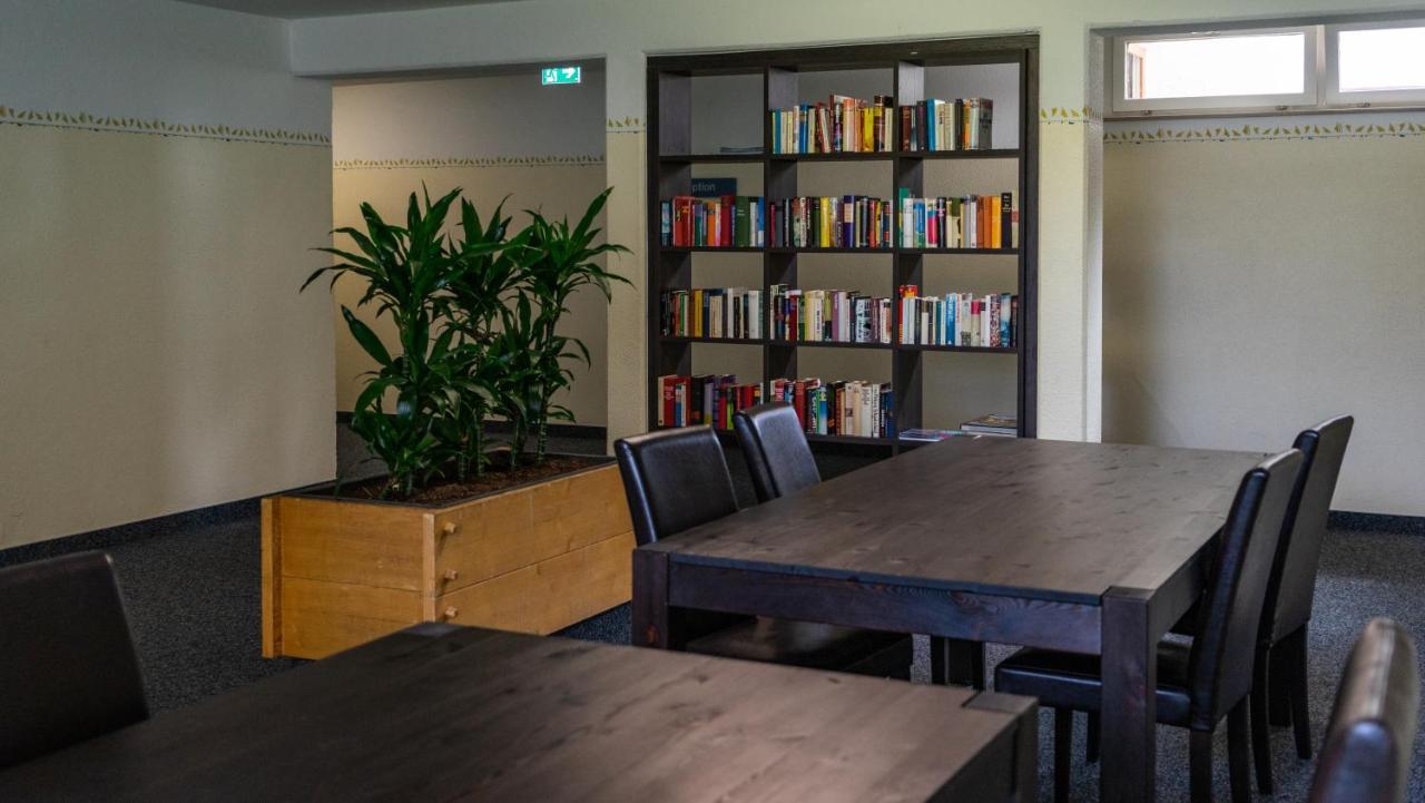 Apartment Am Mit Balkon & Pool
