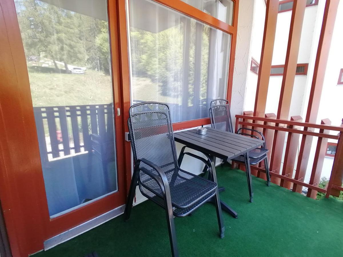 Apartment Am Mit Balkon & Pool *