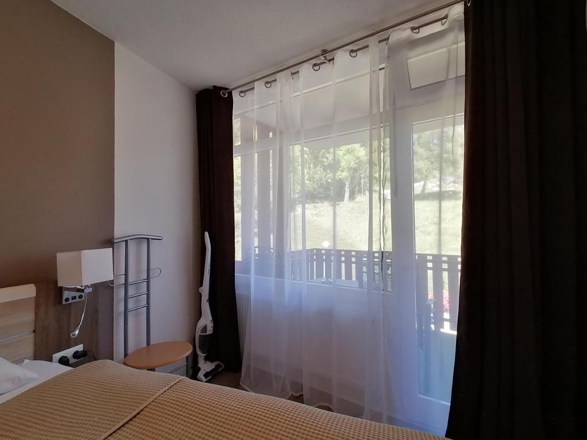 Apartment Am Mit Balkon & Pool Schluchsee